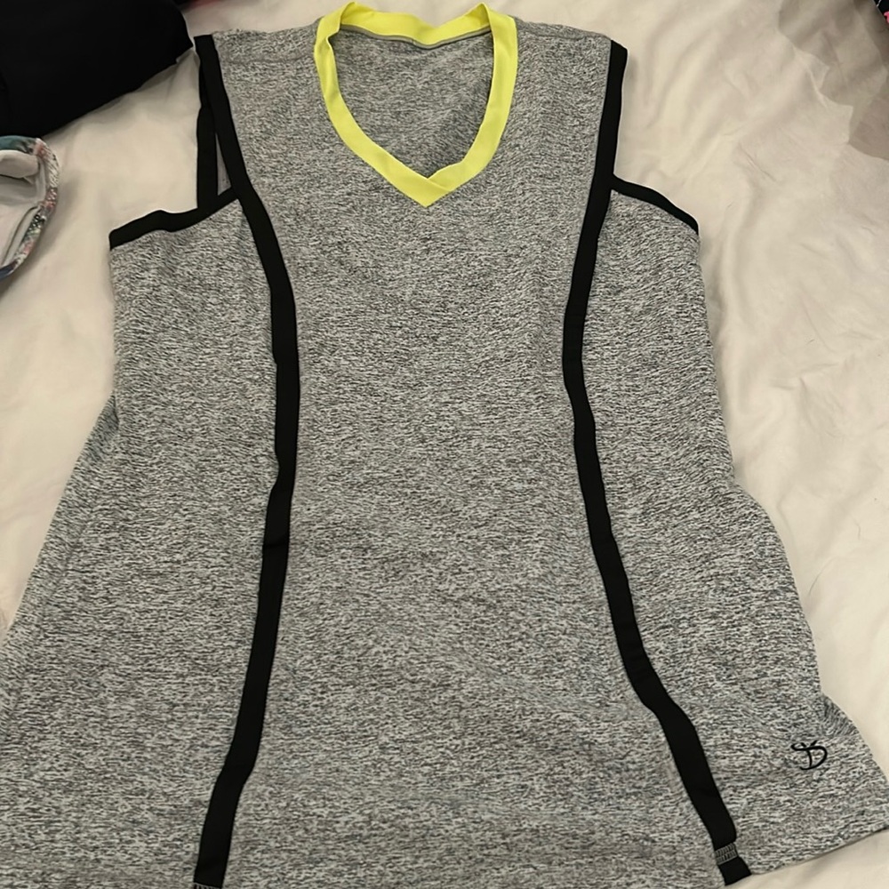 Tennis top